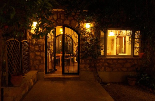 Aegina House | Marvelous Holiday House, for summer & winter, in the heart of Aegina Town
