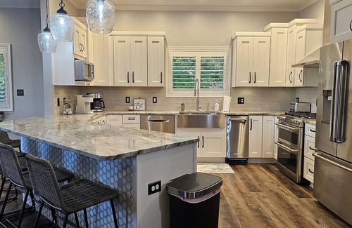 Stanwood Cottage | Marwood Cove - Luxury Waterfront Cottage with Hot Tub