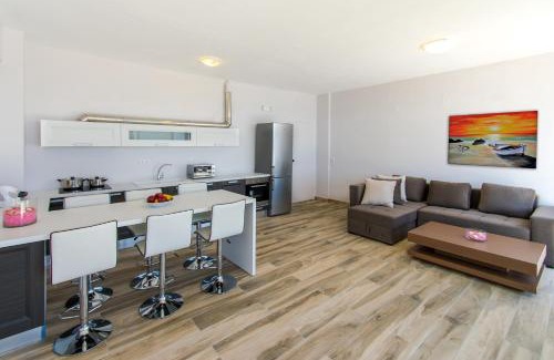 Frangokastellon Villa | Mary Beach
