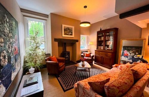 Betws-Y-Coed House | Mary's Court Guest House - Mairlys