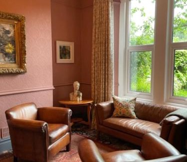 Betws-Y-Coed House | Mary's Court Guest House - Mairlys