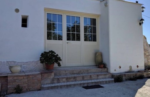 Fornole Apartment | Mary's House Amelia