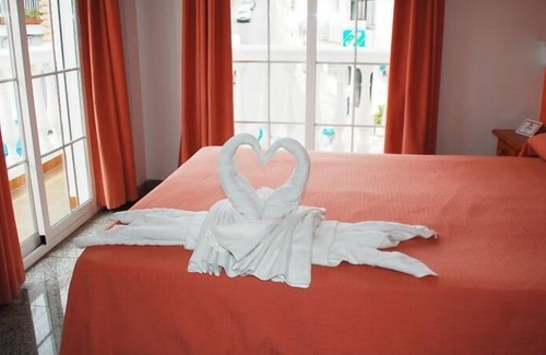 Salobrena Hostel | Mary Tere