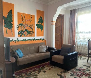 Zugdidi Apartment | Maryams Guesthouse
