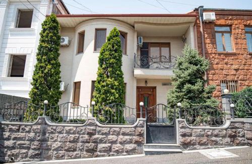 Arabkir Other | Marys Family Guest House