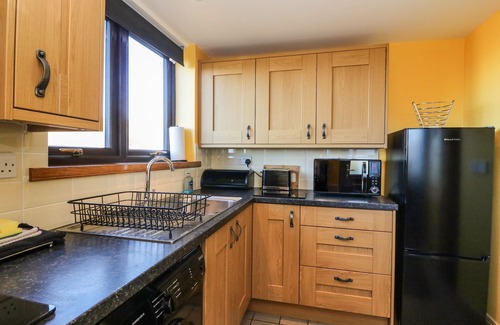 Ardnamurchan Peninsula Cottage | MARYS HOUSE, pet friendly, country holiday cottage in Kilchoan