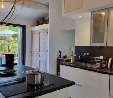 Grimaud Apartment | Mas de la Petite Jeanne