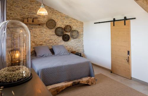 Laudun House | Mas des Aïeux