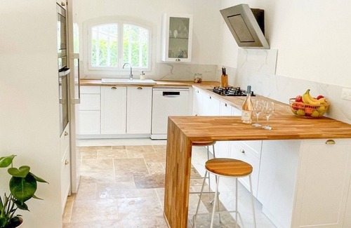 Chateaudouble Other | Mas Provençal 3 Chambres, Piscine, Jardin Clos