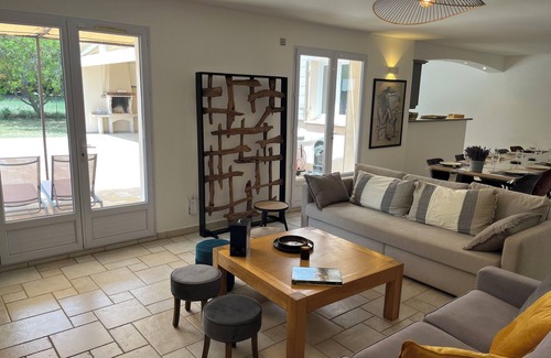Eygalieres Other | Mas with pool, Eygalières, walking distance from the village