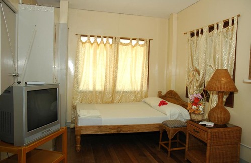 San Francisco Island Resort | Masamayor's Beach House and Resort