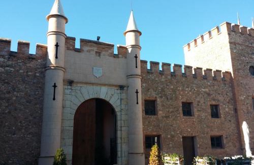 Altura Apartment | Masia de San Juan - castillo con piscina en plena Sierra Calderona