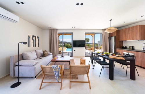 Archangelos House | Massari Hills - Monet Villa