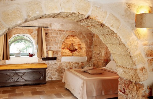 Ceglie Messapica Bed & Breakfast | Masseria Camarda 5-star Farmhouse