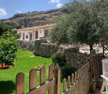 Melilli House | Masseria Santacatrini