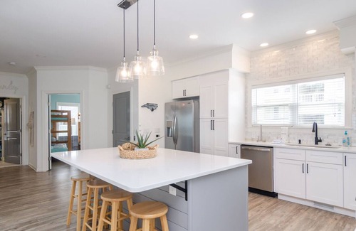 Wilmington Beach House | MASSIVE oceanfront home perfect for families!