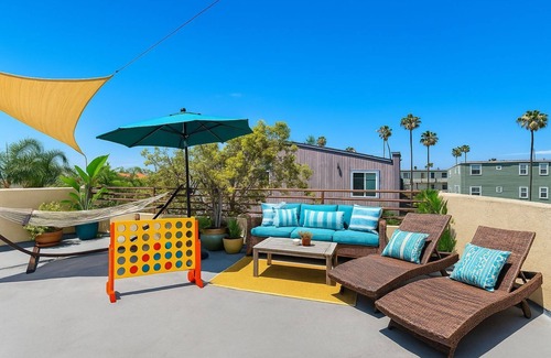 South Mission Beach House | Massive Oceanview 6BR Penthouse + Rooftop Decks