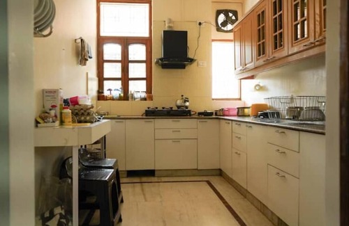 Rishikesh Apartment | Master bed getway, Rishikesh