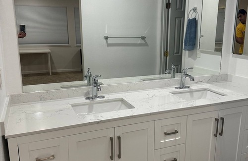 Rancho Bernardo House | Master bedroom-Rancho Bernardo