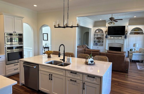 Bath House | Masters rental - large 5-bdrm home w/huge porch, pool, hot tub & game room.