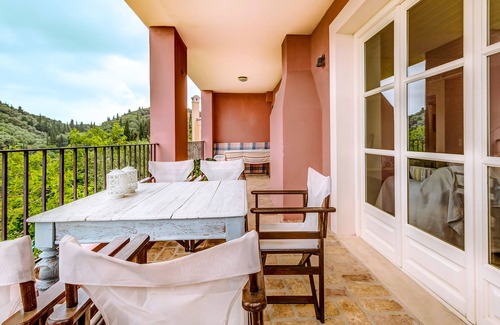 Agios Georgios Apartment | Mastrogiannis Farm House
