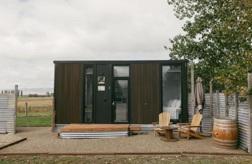 Matakanui House | Matakanui Retreat 2 by Tiny Away