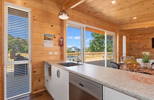 Matapouri House | Matapouri Bayside Retreat - Matapouri Holiday Home