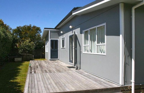 Matapouri House | Matapouri Cottage - Matapouri Holiday Home