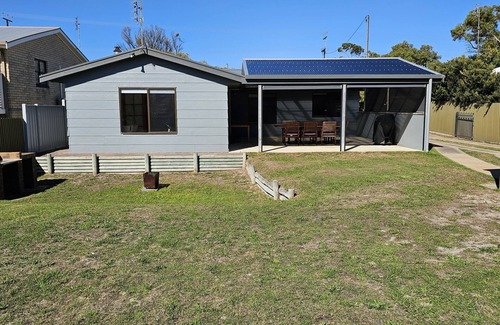 Waterhouse House | Matilda - Located close to Long Beach