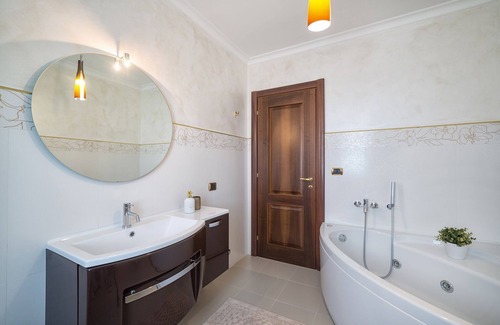 Battipaglia Villa | Matrimoniale Deluxe