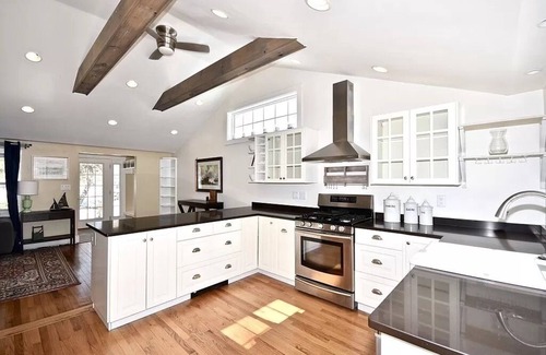 Mattapoisett Center Cottage | Mattapoisett Cottage