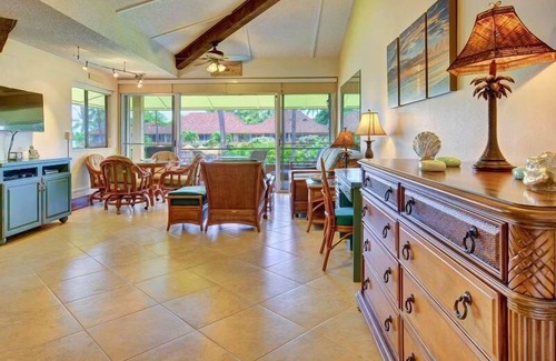 Kaanapali Condo | Maui Kaanapali Villas Ocean View Studio in Emerald Bldg Sleeps 3 guests