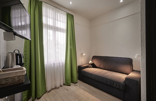 Murifeld Apartment | Max Aviation Villa & Apartments
