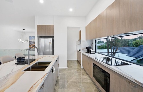 Mornington Peninsula House | MAX Entertain Beachside Retreat - New Build Home in Mornington with Amazing Pool
