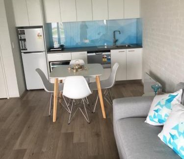 Torquay House | Max's Beachside Holiday Home
