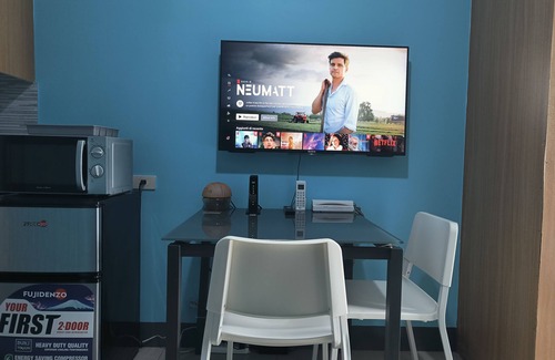 Barangay 76 Apartment | Max's tower D Shell residences condo, w/balcony, Netflix and fast internet