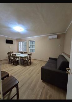 Vairano Patenora House | Maxi Center