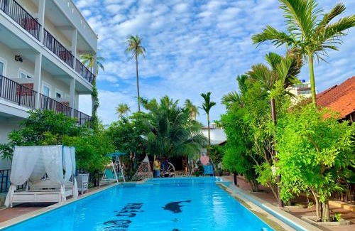 East Ham Tien Beach Hotel | MAY Bungalow