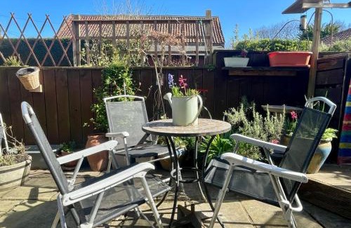 Seaton House | May Rose Cottage