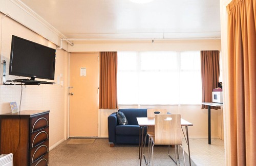 Tokoroa Hotel | Mayfair Court Motel