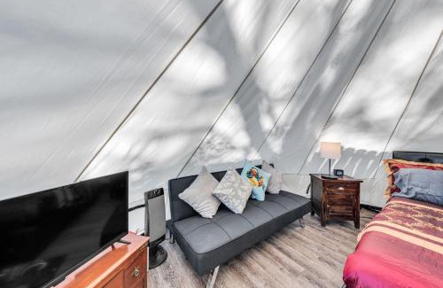 Los Gatos Other | Mays Luxury Farm Stay Yurt Above It All