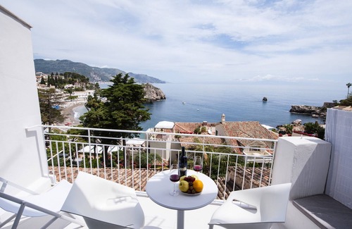 Mazzaro Apartment | Mazzarò Retreat by Wonderful Italy - Suite I