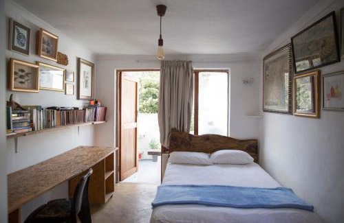 Slanghoek Cabin | McBains