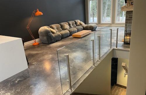 Douro-Dummer Villa | McCracken's Mid Century Modern Luxury Cottage
