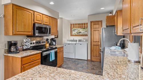 Aspen Brook House | McDermott Base Camp Vacation Rental by Estes Park Homes home