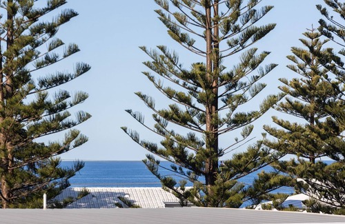 Mollymook Beach House | Mcgrath welcomes you to SeaClusion at Mollymook