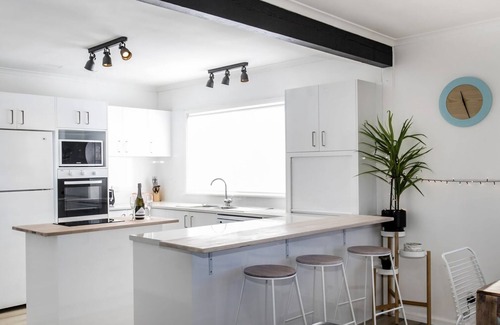 Dolphin Point House | Mcgrath welcomes you to The Nest with ocean views