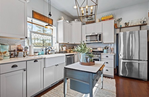 Rensselaer House | McKinley Manor - A Historic 1893 Victorian Gem