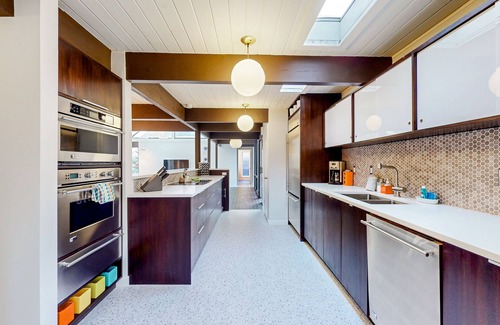 Garden Home-Whitford House | MCM home with atrium & yoga area near Nike HQ, Intel & Washington Square Mall