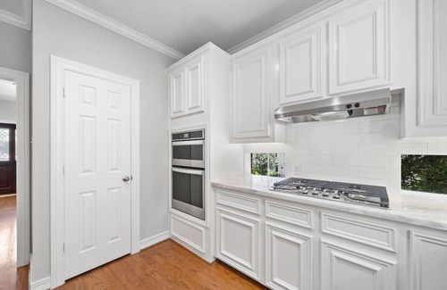 South Central Houston House | ★ MD Anderson, Museum District, Hermann Park